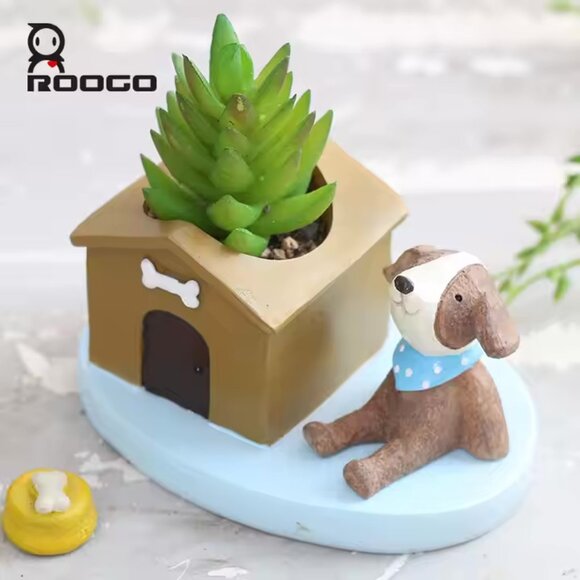 ROOGO | Resin Dog + House Shaped Small Planter | Air Plant - Picture 1 of 7